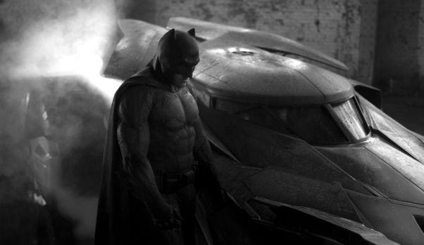 Ben-Affleck_Batman-v-Superman_Dawn-of-Justice_Warner-Bros
